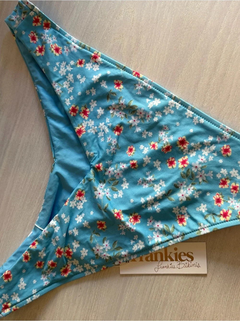 Frankies Bikinis Floral Bikini Bottom - blue calico print NWT